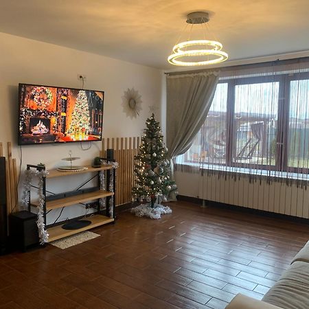 Vila Mik Guesthouse Săcele Buitenkant foto